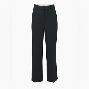 Aritzia The Effortless Pant™
High-waisted wide-leg crepe trousers